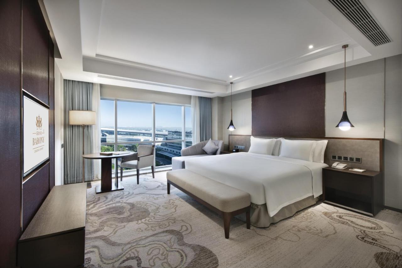 Grand Barony Qingdao Airport Hotel Экстерьер фото