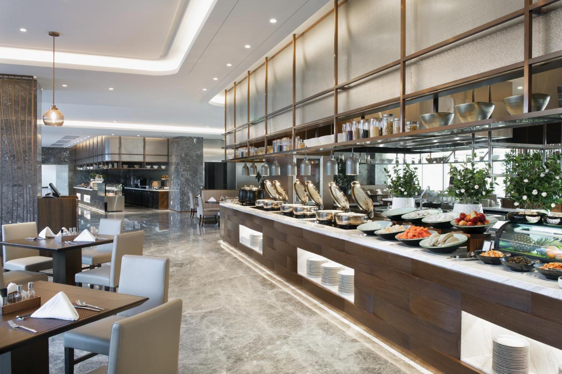 Grand Barony Qingdao Airport Hotel Экстерьер фото